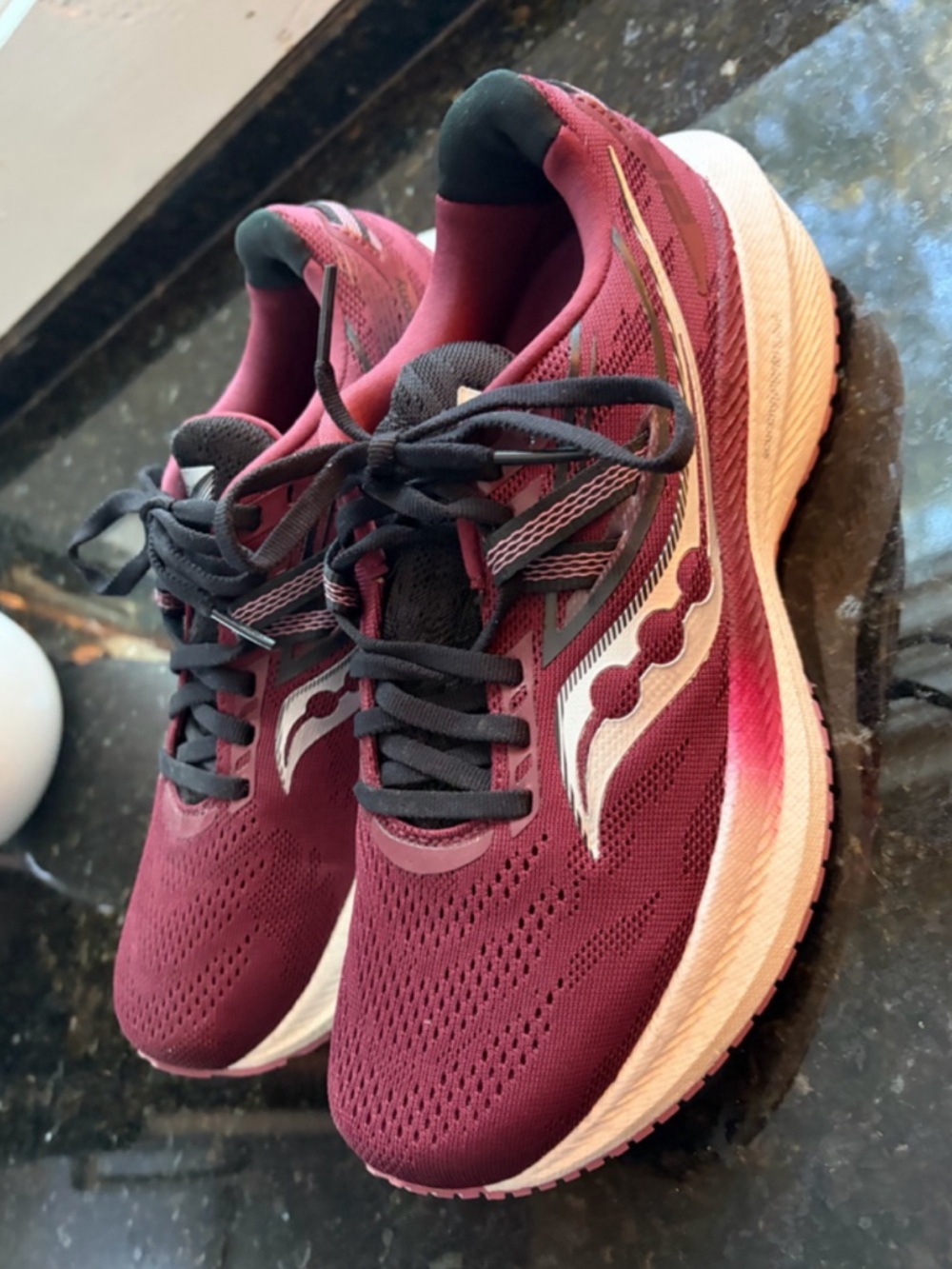 Saucony Triumph Performance Running Sneakers - Burgundy - Picture 2 of 3